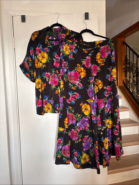 Johnny Was Jade Floral 2 Piece Pant Outfit L Other - JW 2 Piece Jade Silk Floral Short-Sleeved Top &  Matching Wide Legged pants L